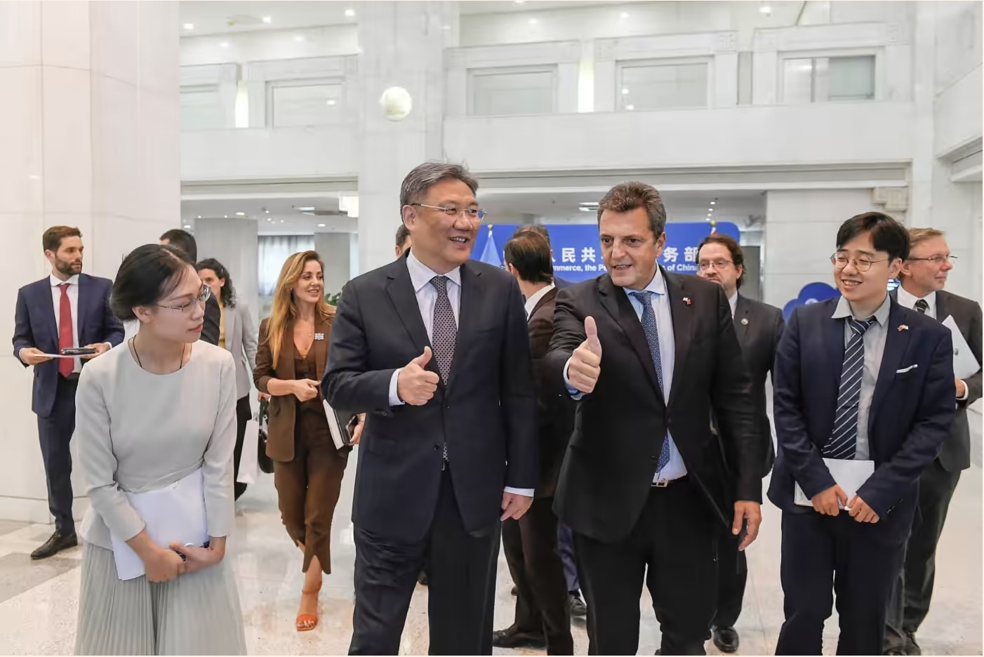argentina cau cuu imf de ngan chan noi te mat gia hinh 2