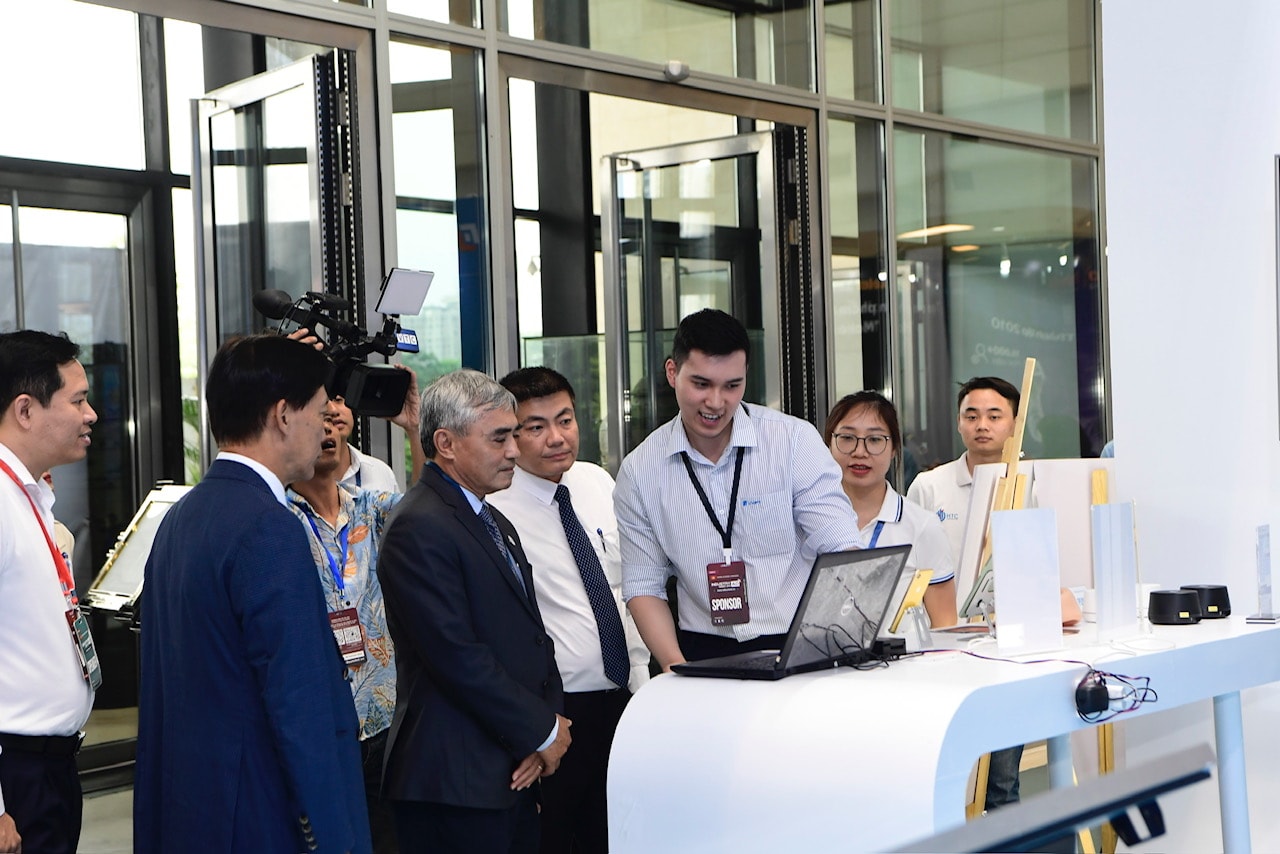 vnpt mang gi toi industry 40 summit 2023 hinh 2