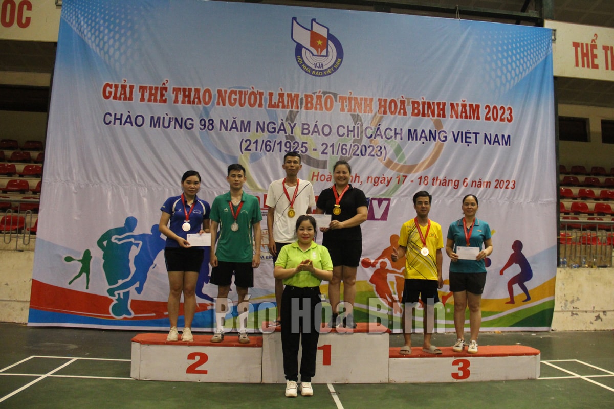 giai the thao nguoi lam bao tinh hoa binh nam 2023 hinh 1