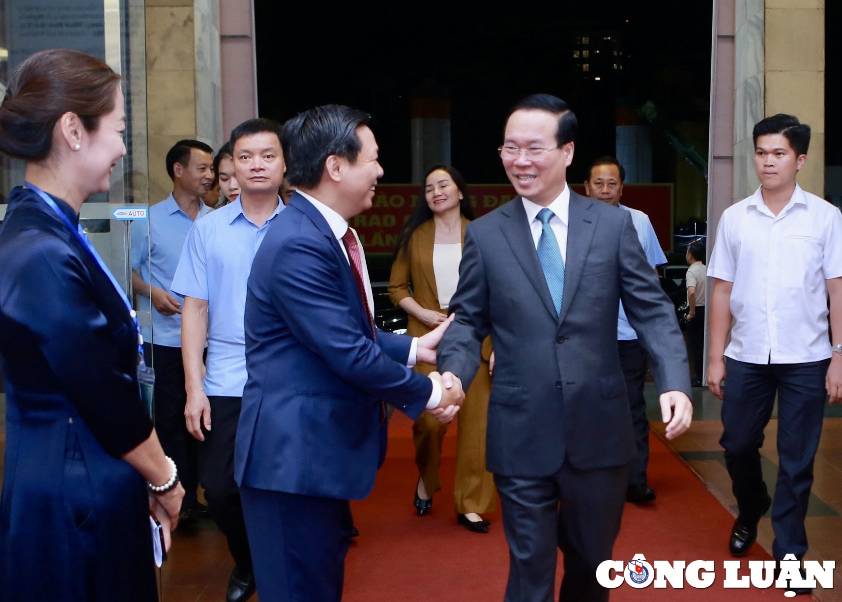 chu tich nuoc vo van thuong du le trao giai bao chi quoc gia lan thu xvii nam 2022 hinh 3