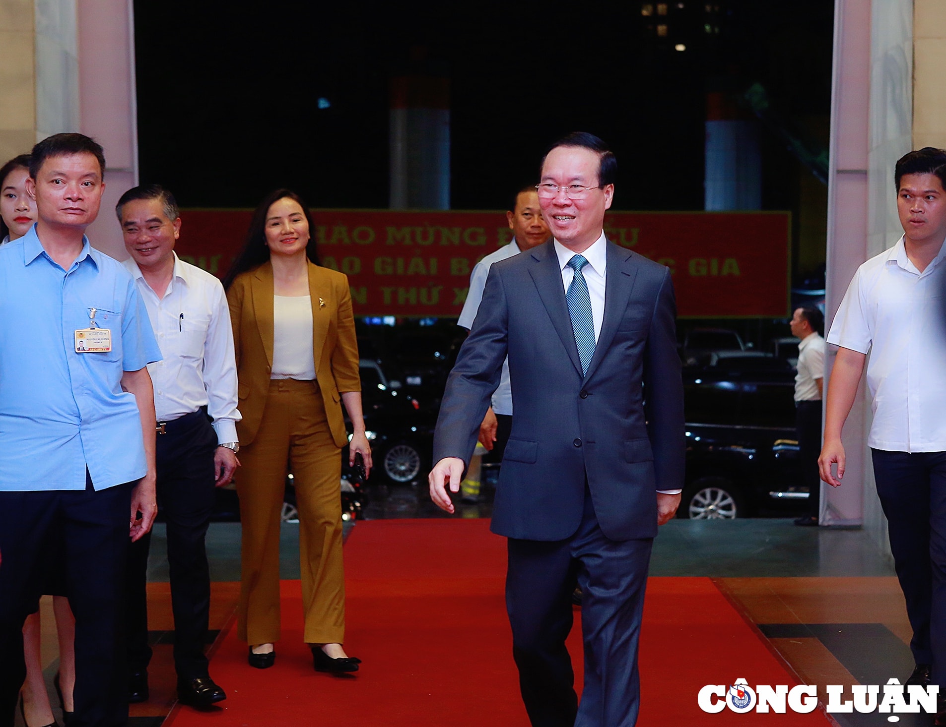 chu tich nuoc vo van thuong du le trao giai bao chi quoc gia lan thu xvii nam 2022 hinh 1