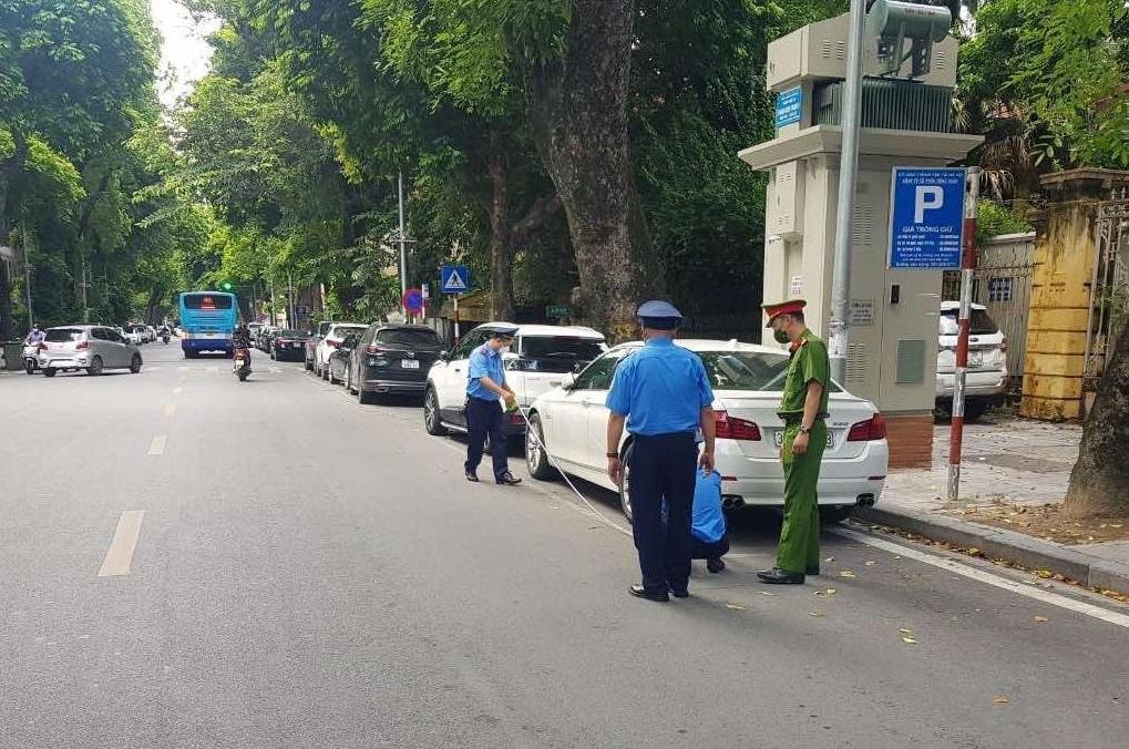 ha noi xu phat hon 7700 truong hop vi pham trat tu an toan giao thong hinh 1