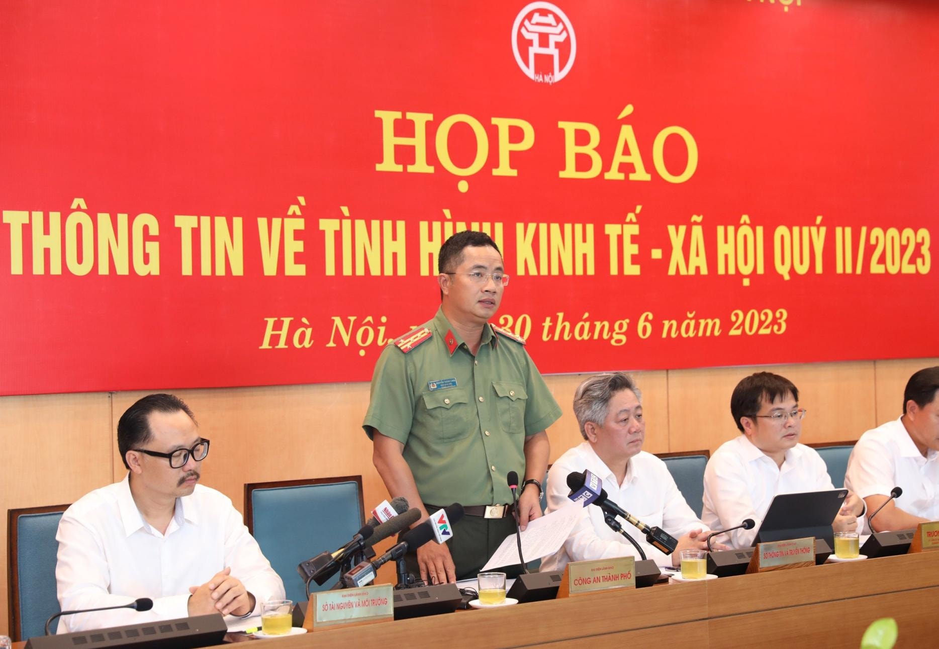 cong an ha noi se ra soat viec mua ban dat nghia trang trai phep theo phan anh cua bao nha baocong luan hinh 2