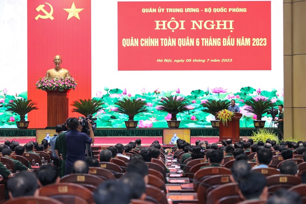 viet nam kien dinh thuc hien chinh sach quoc phong 4 khong hinh 2