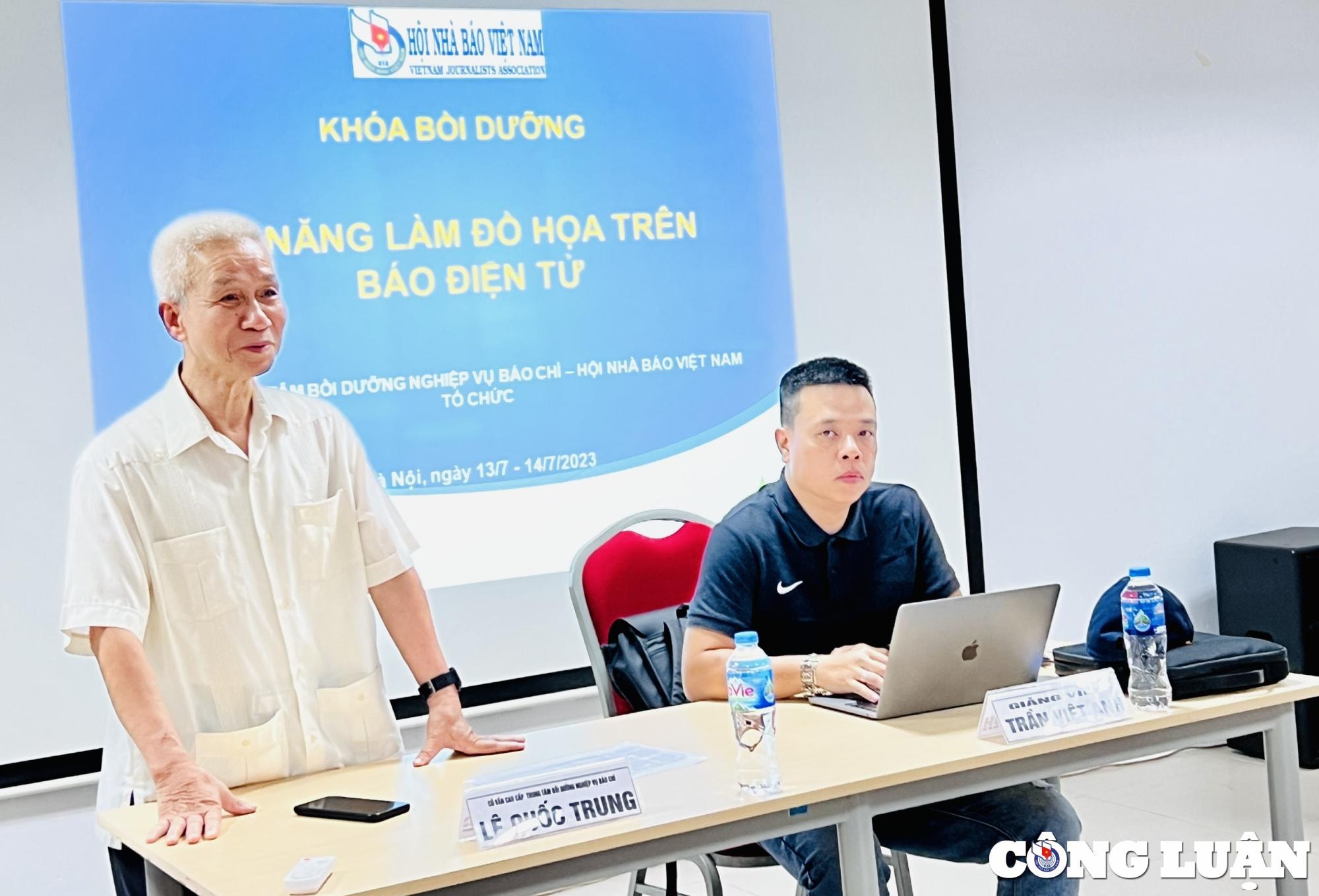 truyen dat ky nang lam do hoa tren bao dien tu bai bao dang emagazine hinh 1