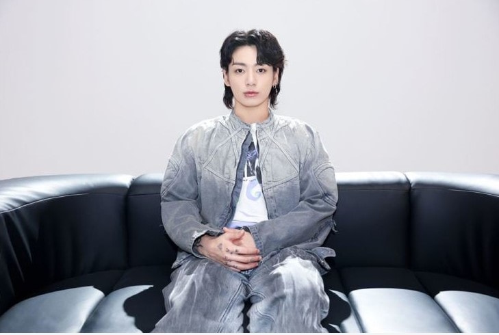 jungkook bts ra mat album moi seven voi tu cach nghe si solo hinh 1