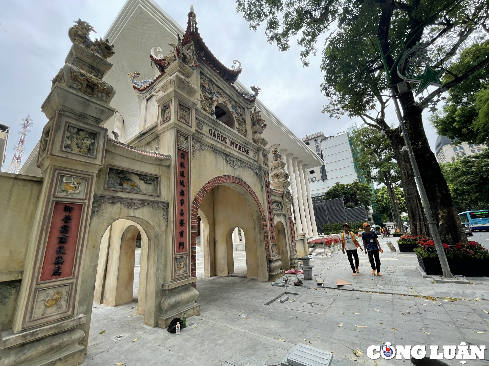 dieu it ai biet ve cong trai bao an binh doc nhat tren pho hang bai hinh 3