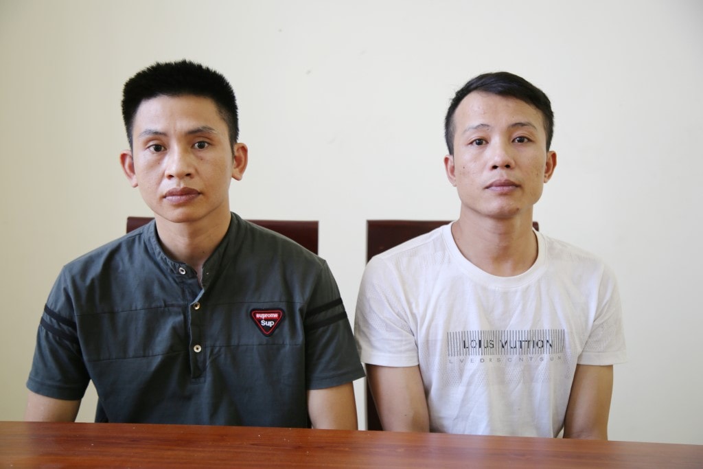 lam gia cmnd de mo tai khoan ngan hang chiem doat tien ty hinh 1