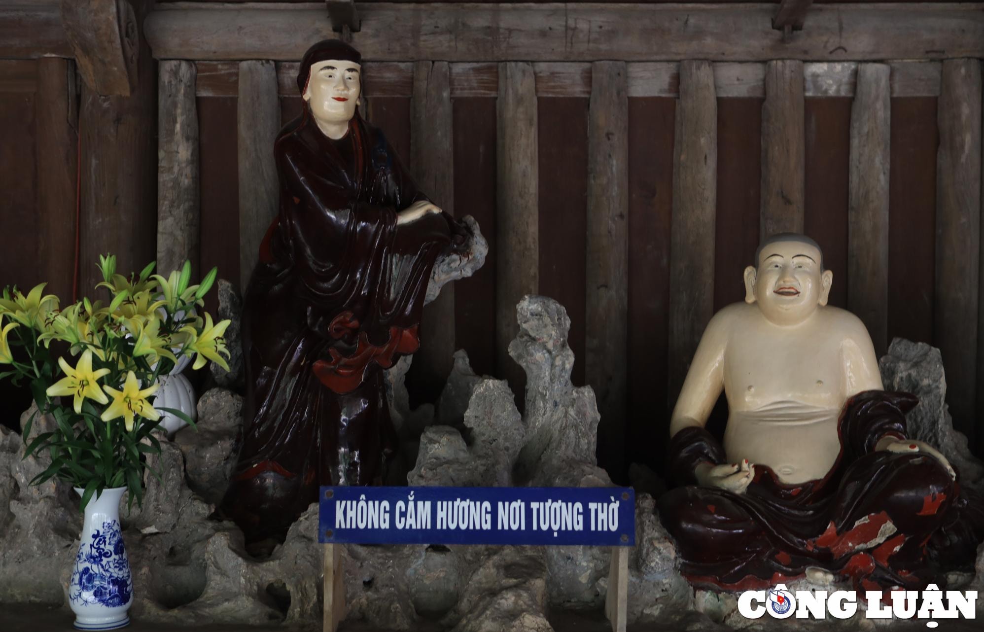 khong gian ngoi chua gan 1000 nam tuoi co kinh nhat tai ha noi hinh 15