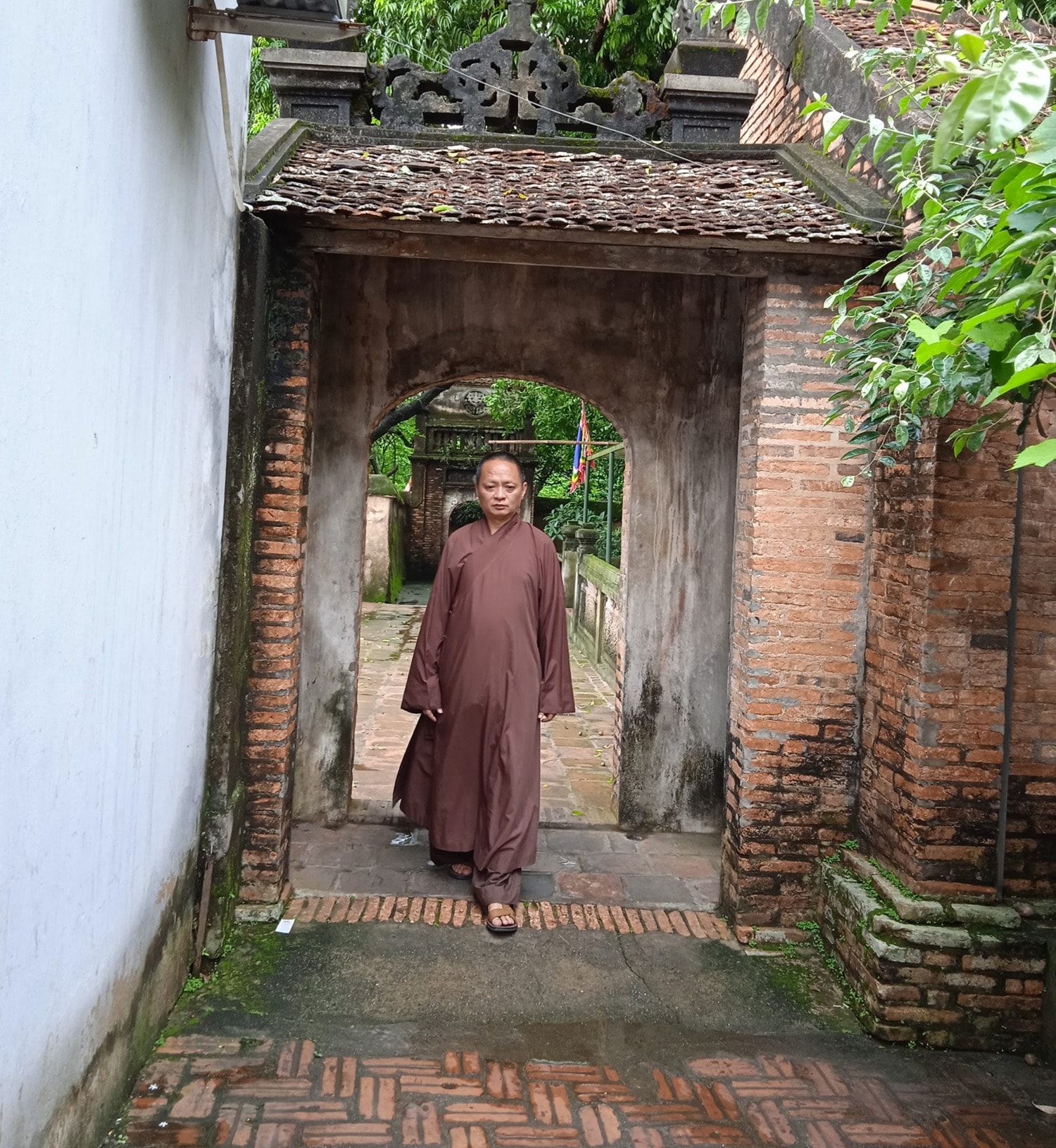 chuyen chua ke ve tam bang bang gia dinh ve vang o chua bo da hinh 3