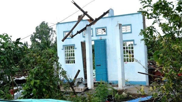 kien giang loc xoay lam toc mai 10 can nha va 5 nha bi sap hoan toan hinh 1