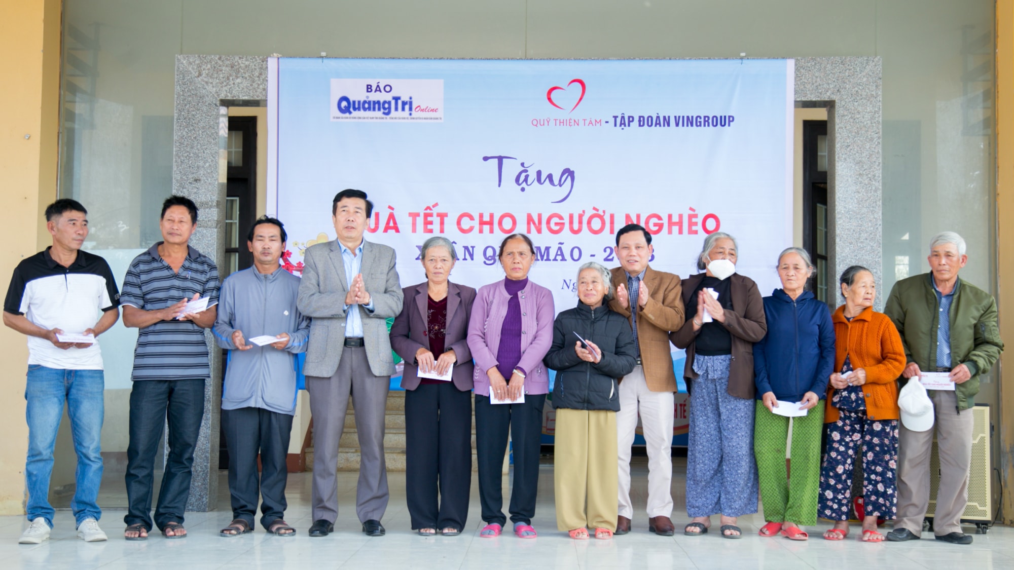 thap sang tinh than thien nguyen tren manh dat quang tri anh hung hinh 3