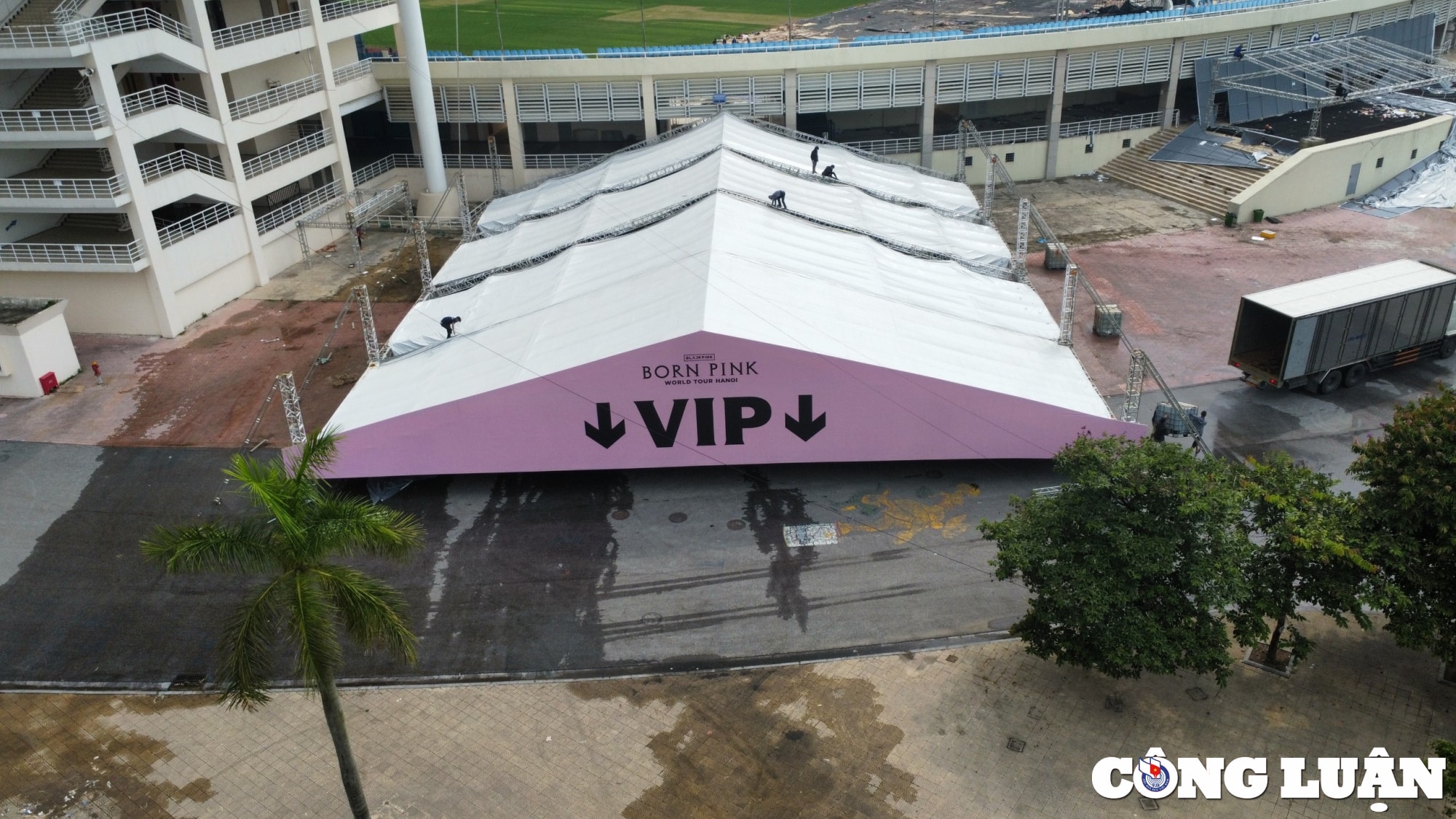 mat co san my dinh bi anh huong nhieu sau concert blackpink hinh 7