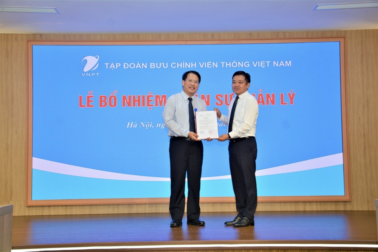 bo nhiem ong nguyen van tan lam tong giam doc vnpt vinaphone hinh 2
