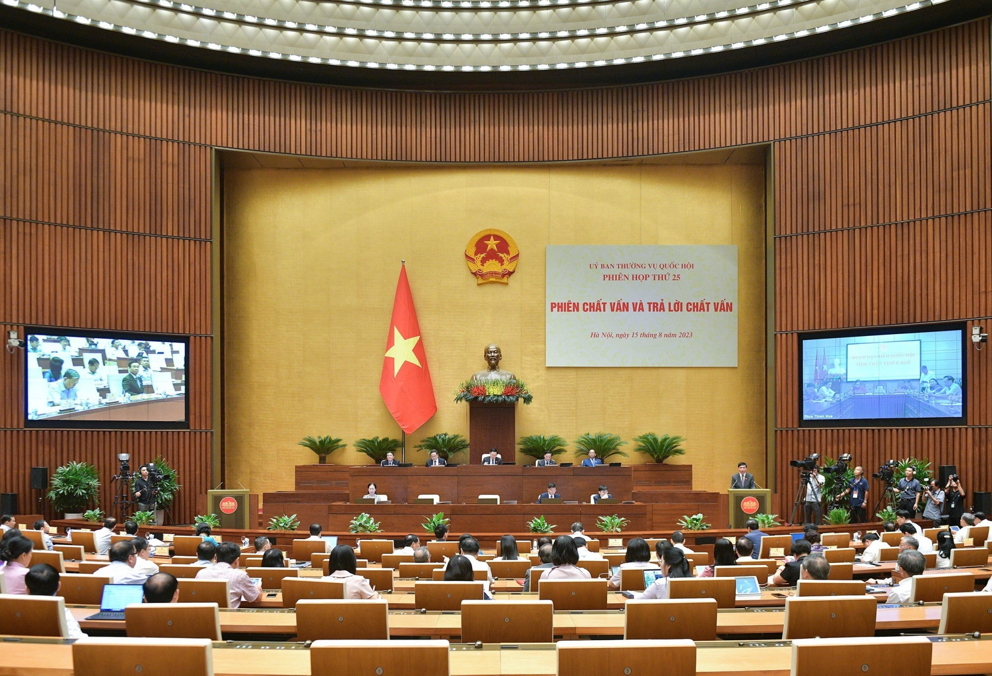 chat van de danh gia chinh xac cac han che vuong mac va de ra nhung giai phap thiet thuc hinh 1