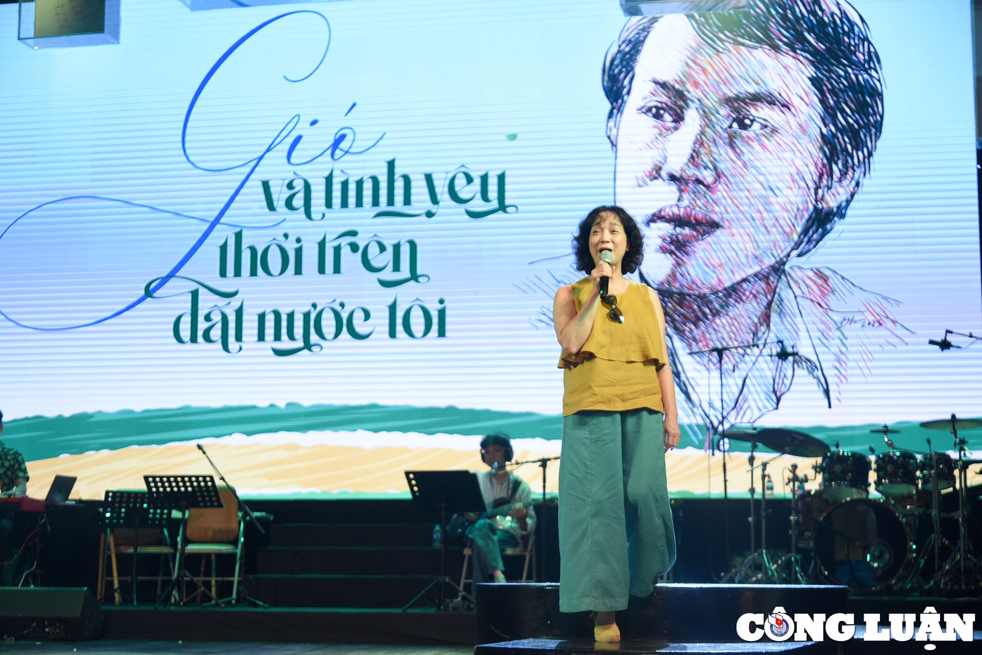 khong khi truoc dem tho nhac kich gio va tinh yeu thoi tren dat nuoc toi hinh 10