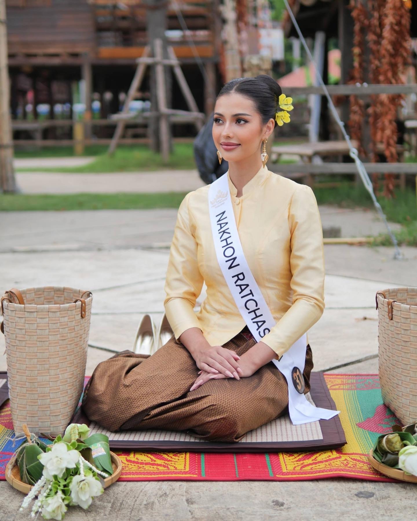 anntonia porsild bong hong lai dang quang hoa hau hoan vu thai lan hinh 7