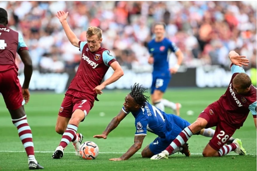 chelsea nhan that bai cay dang truoc chu nha west ham hinh 1