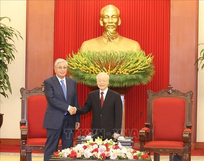 thuc day quan he phat trien sau rong hon nua giua viet nam kazakhstan hinh 1