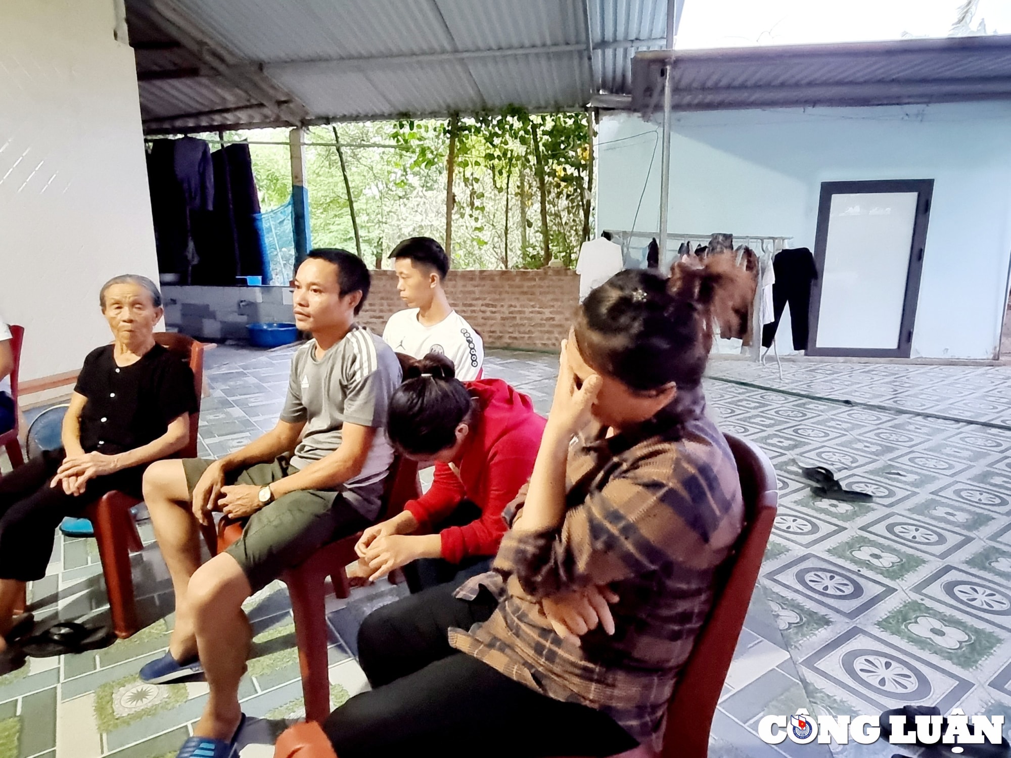 ha tinh chinh quyen lam sai dan tram be chiu thiet hinh 2