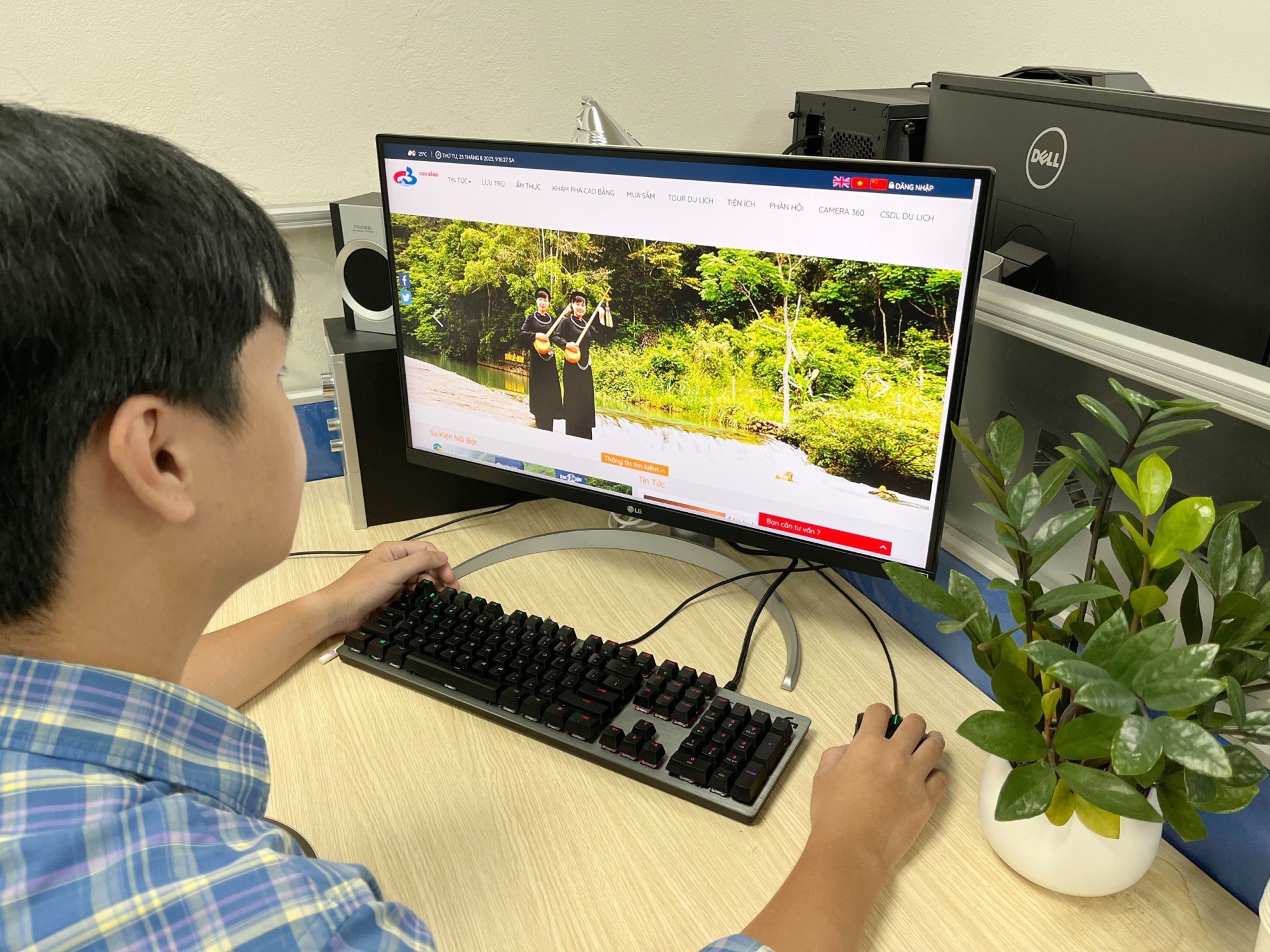 vnpt smart tourism  cam nang du lich thoi cong nghe so hinh 2