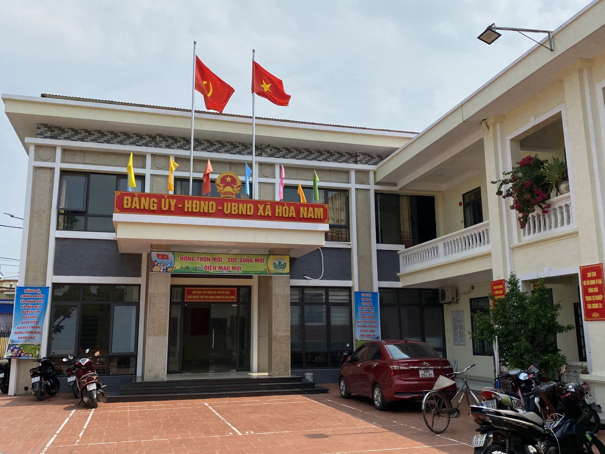 bai 2 loay hoay xu ly bi thu nguyen bi thu dang uy xa hoa nam chiem dat cong hinh 3