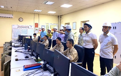 cong ty co phan xi mang va xay dung quang ninh san xuat gan voi bao ve moi truong hinh 5
