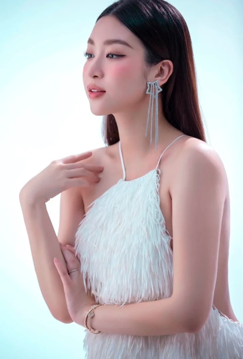 hoa hau do my linh dang anh bau bi cuc xinh hinh 5