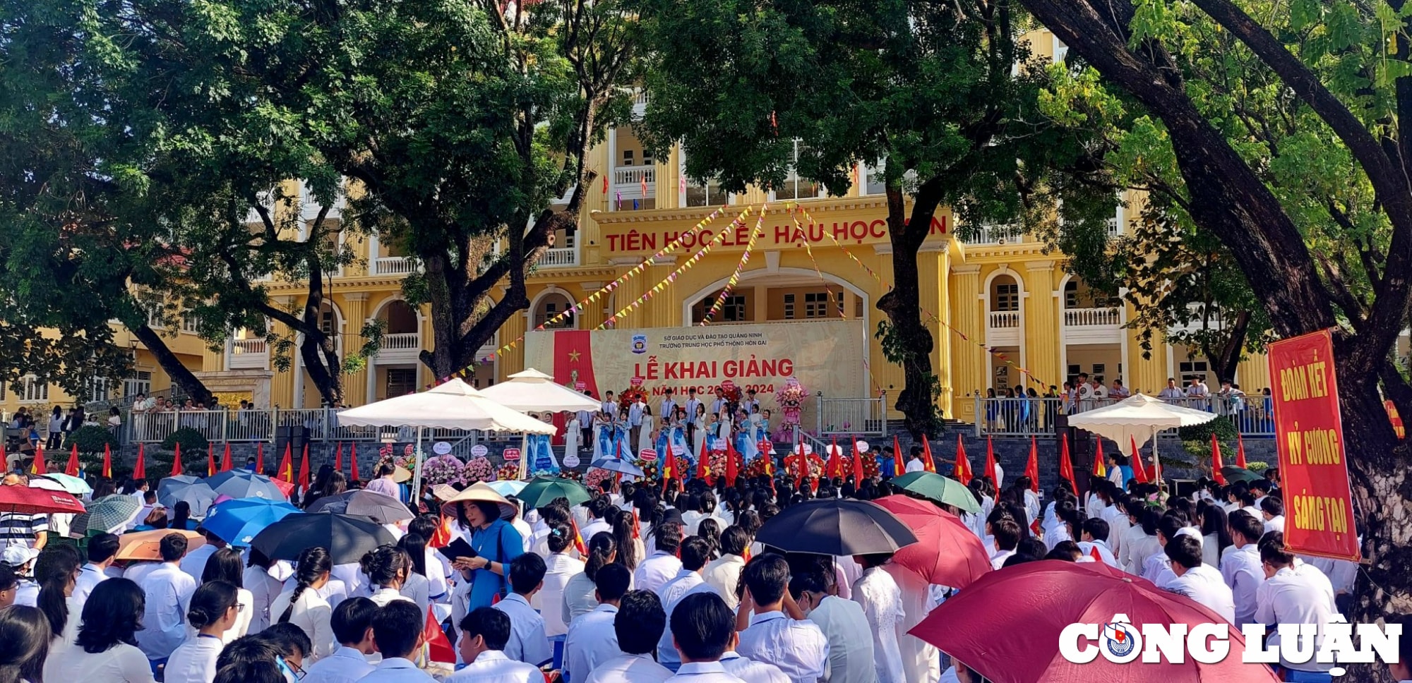 quang ninh tren 360000 hoc sinh ron ra buoc vao nam hoc moi hinh 2
