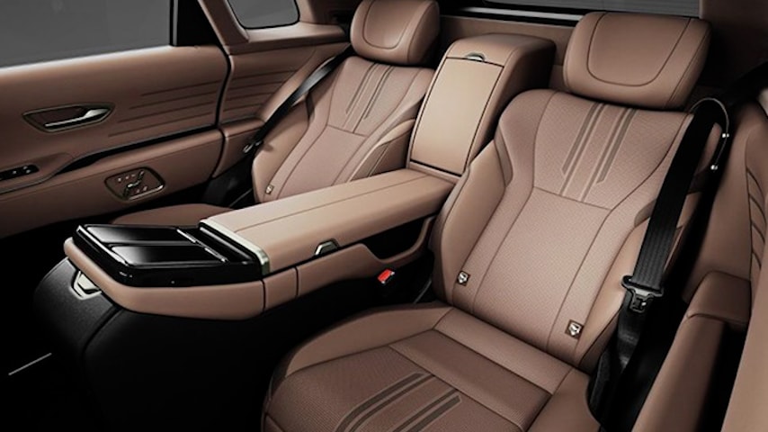 trinh lang toyota century 2024 tai nhat ban hinh 7