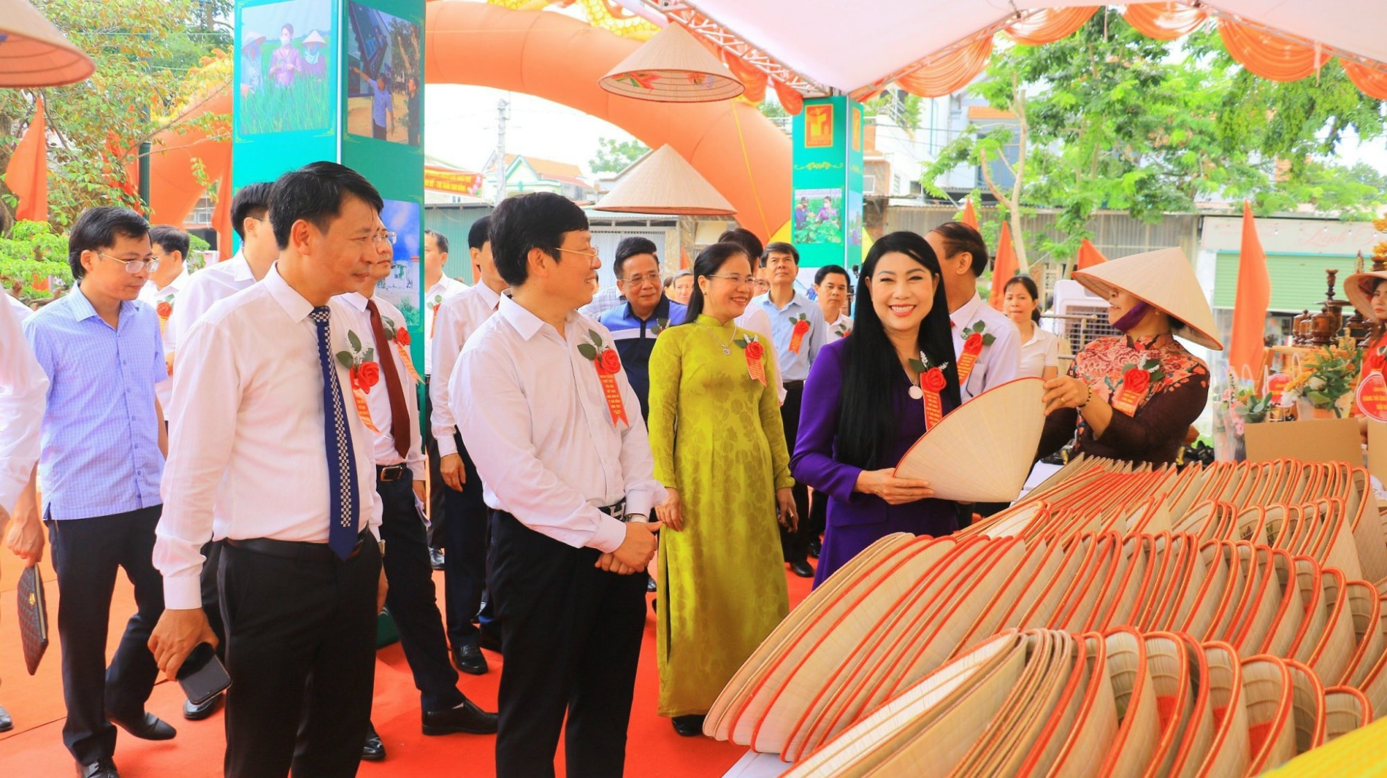 khanh thanh thiet che van hoa kieu mau man de o vinh phuc hinh 2
