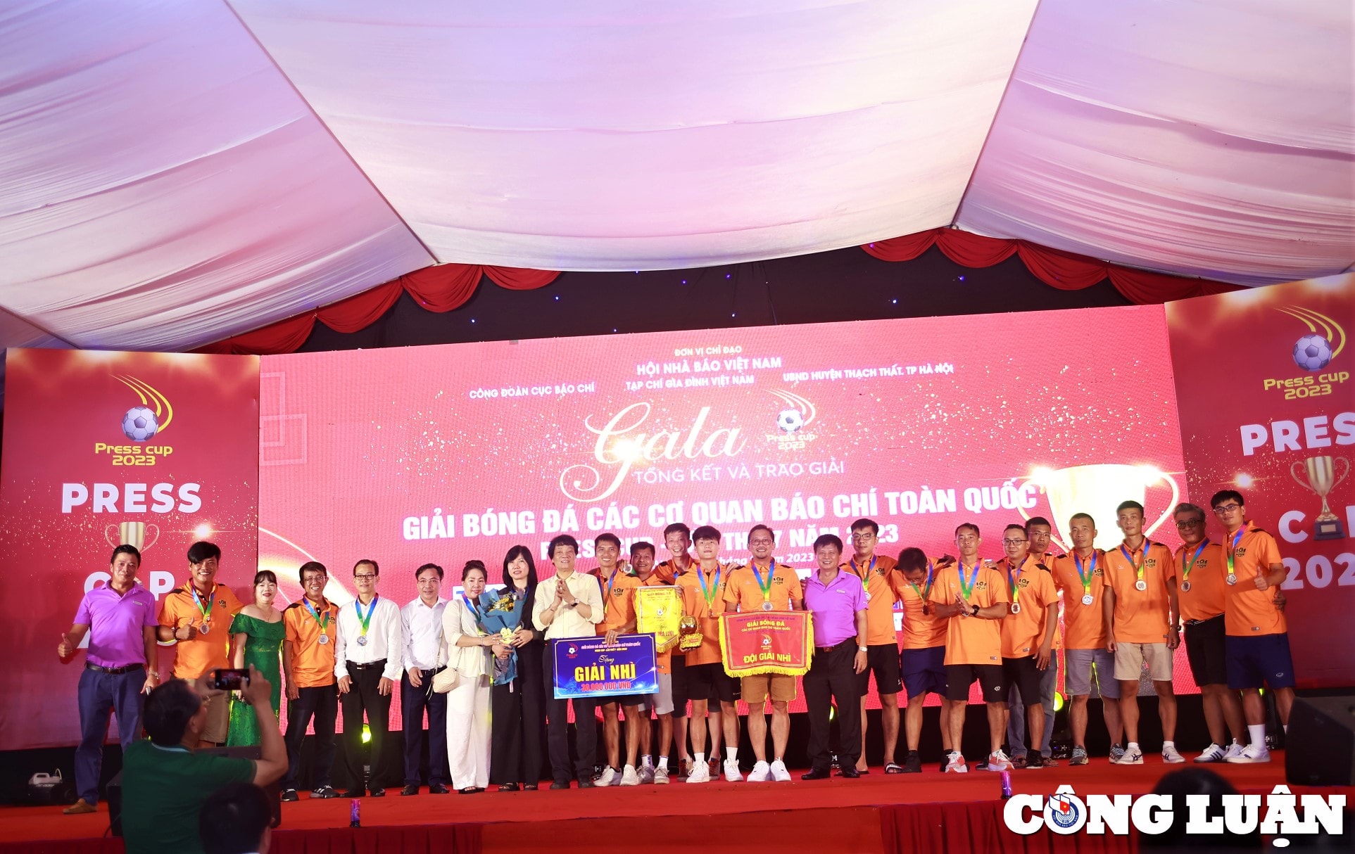 an tuong le trao giai bong da press cup lan thu 7 nam 2023 hinh 3