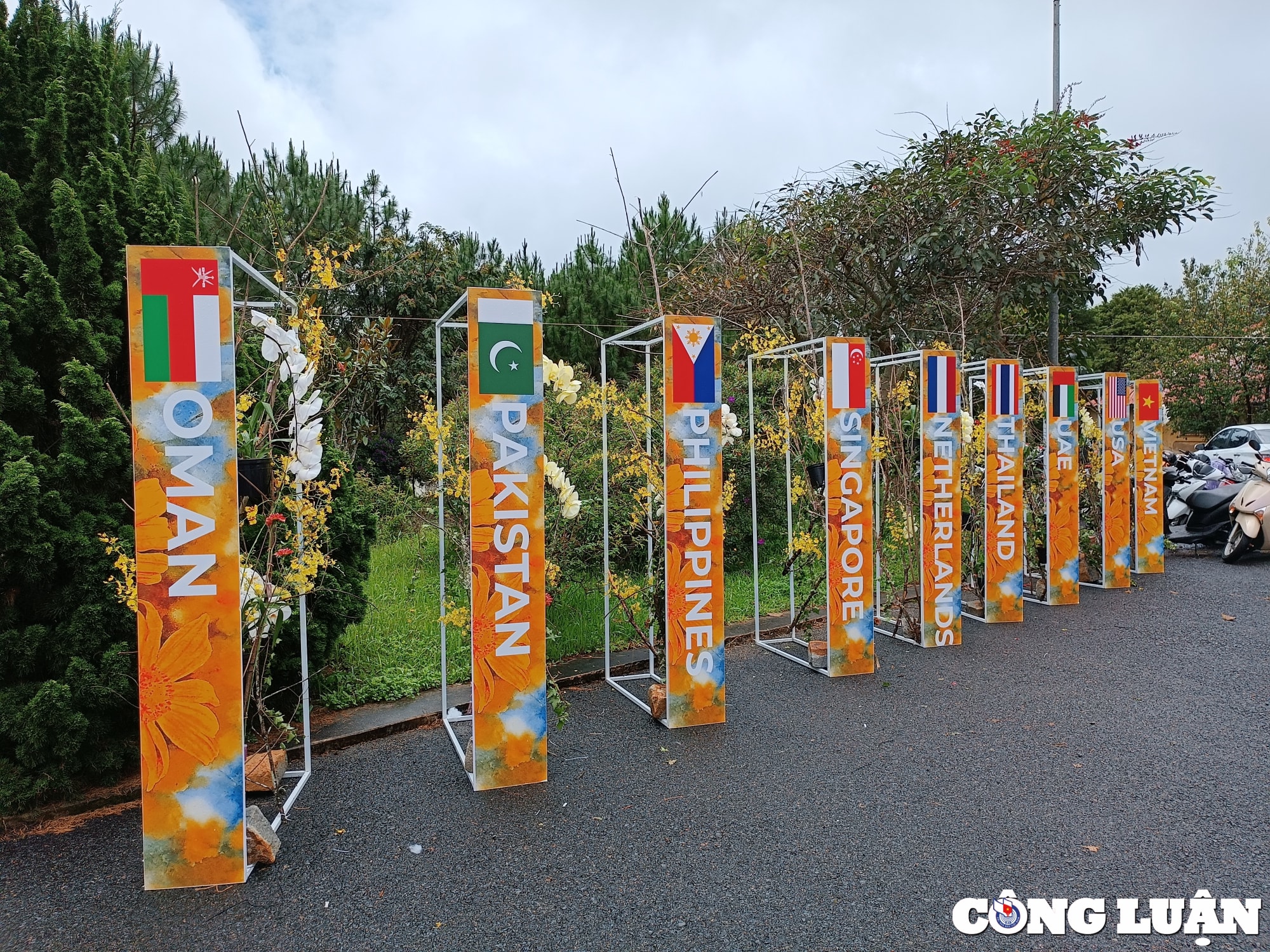 tung bung khai mac cuoc thi cam hoa nghe thuat quoc te da lat 2023 hinh 1