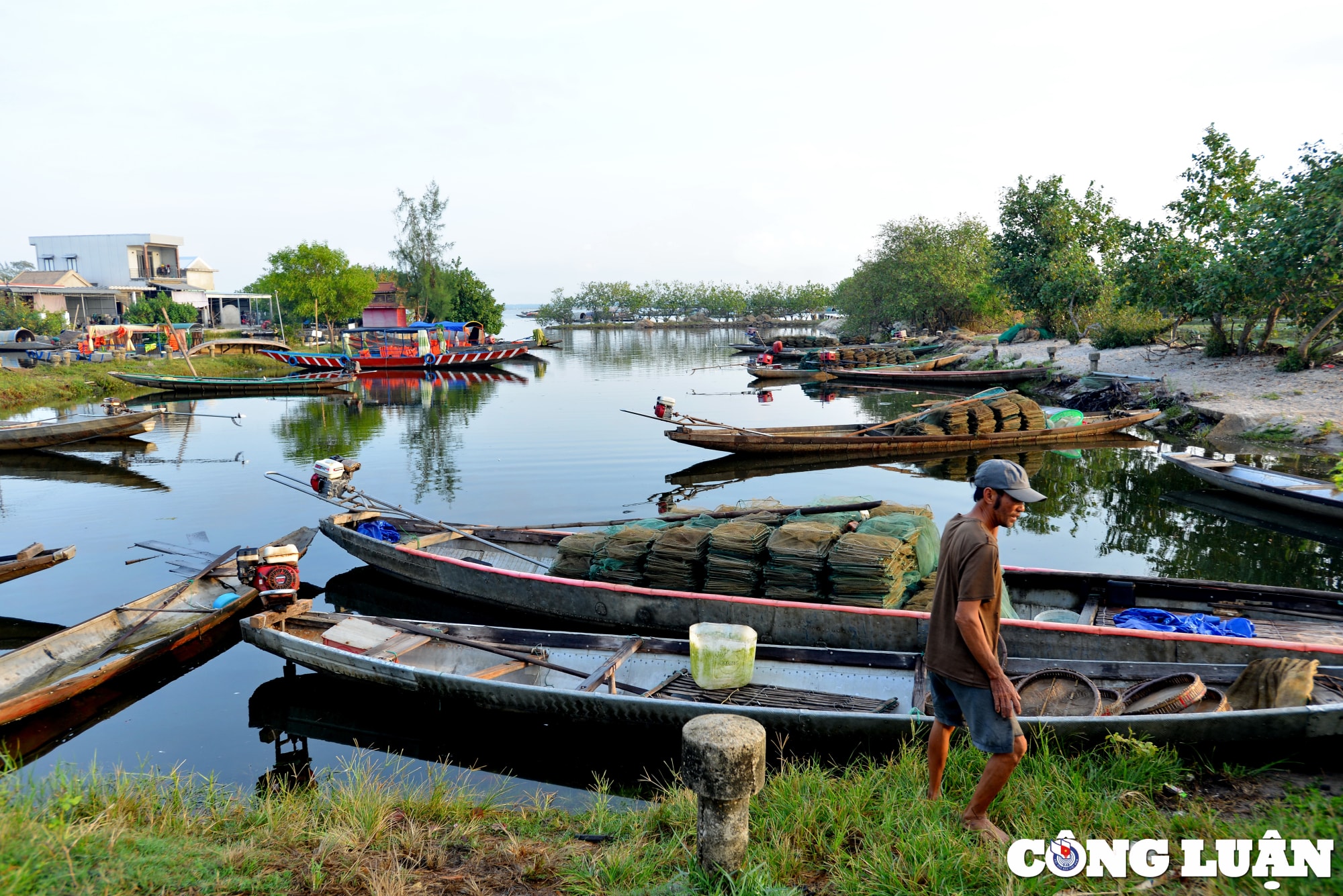 kham pha lang chai ngu my thanh tren pha tam giang hinh 5