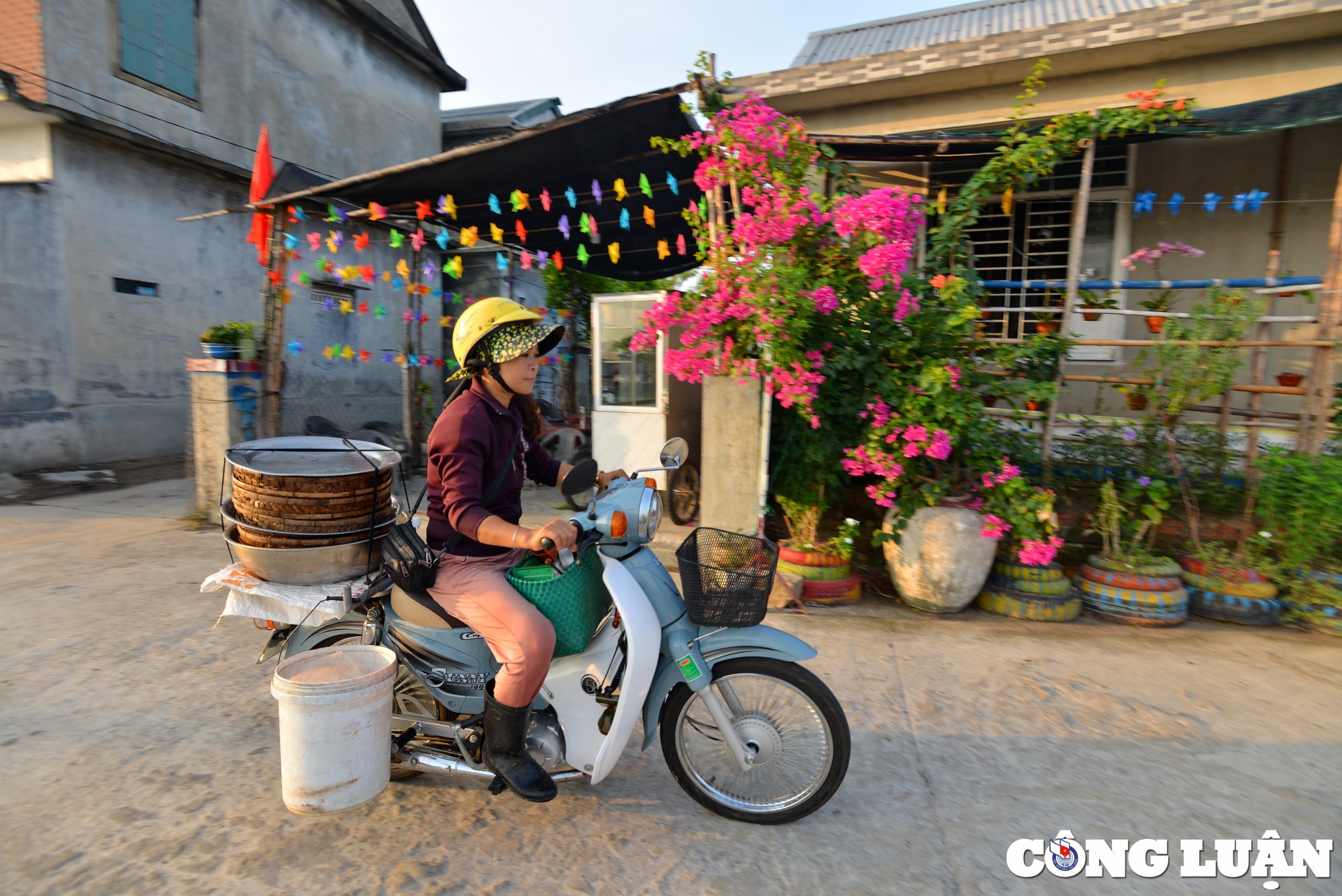 kham pha lang chai ngu my thanh tren pha tam giang hinh 9