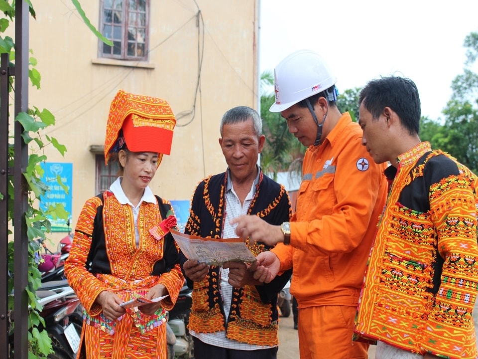 day manh tuyen truyen an toan dien trong dan hinh 1
