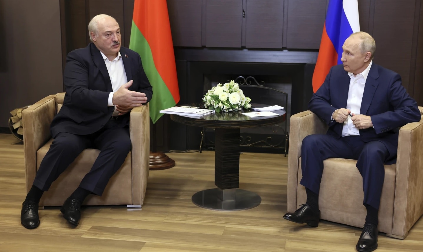 ong kim jong un tham ham doi thai binh duong tong thong putin de xuat hop tac ba ben voi belarus hinh 5