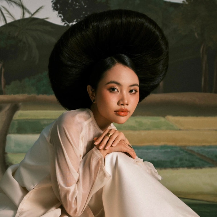 phuong my chi ra album vu tru co bay lay cam hung tu nhieu tac pham van hoc hinh 1