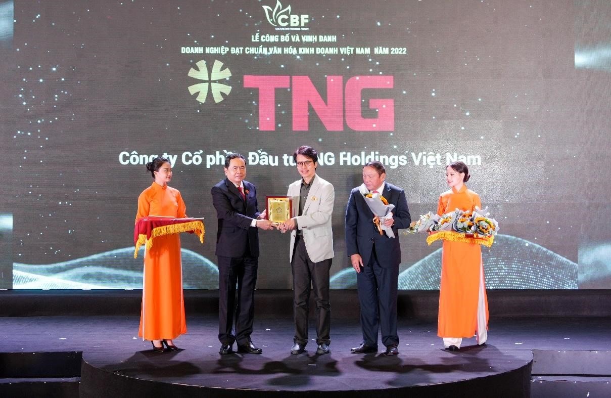 gan ket nhan su da the he o tap doan da nganh hinh 1