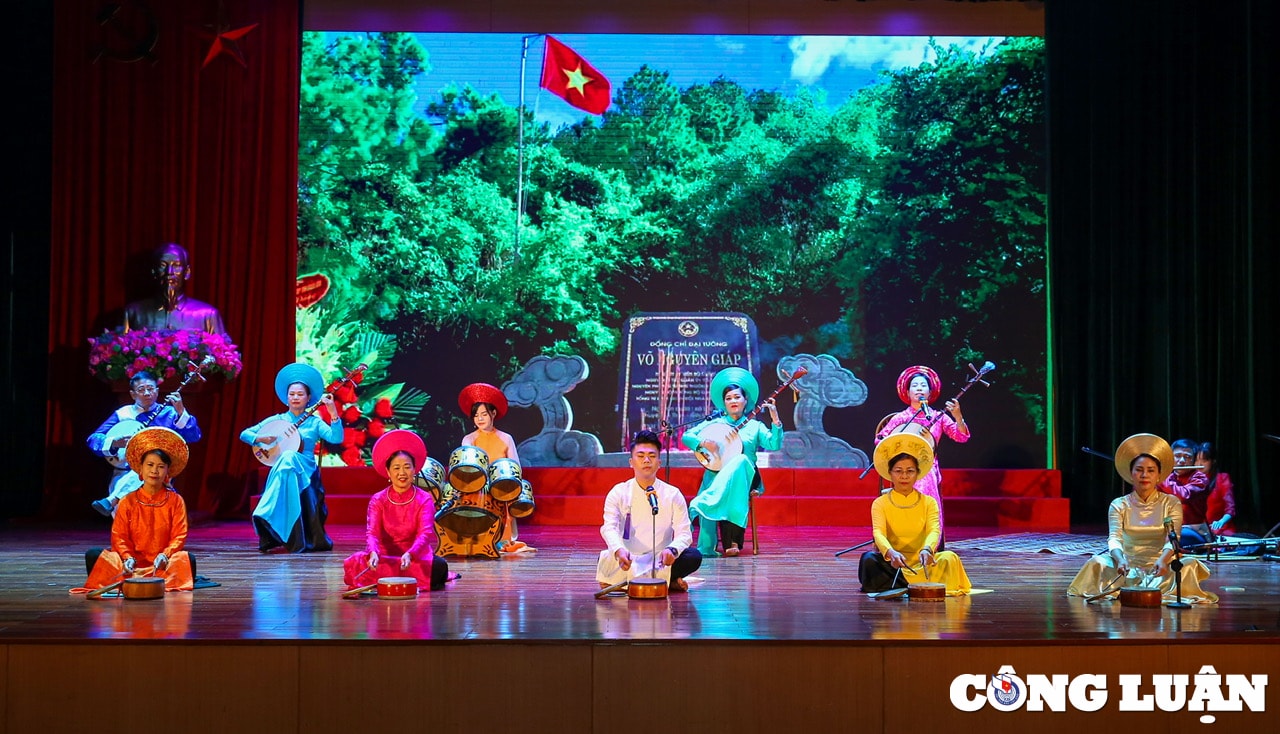 nha tho nha giao nha bao nguyen thi my dung 85 nam cuoc doi la mot vong tron day dan hinh 6
