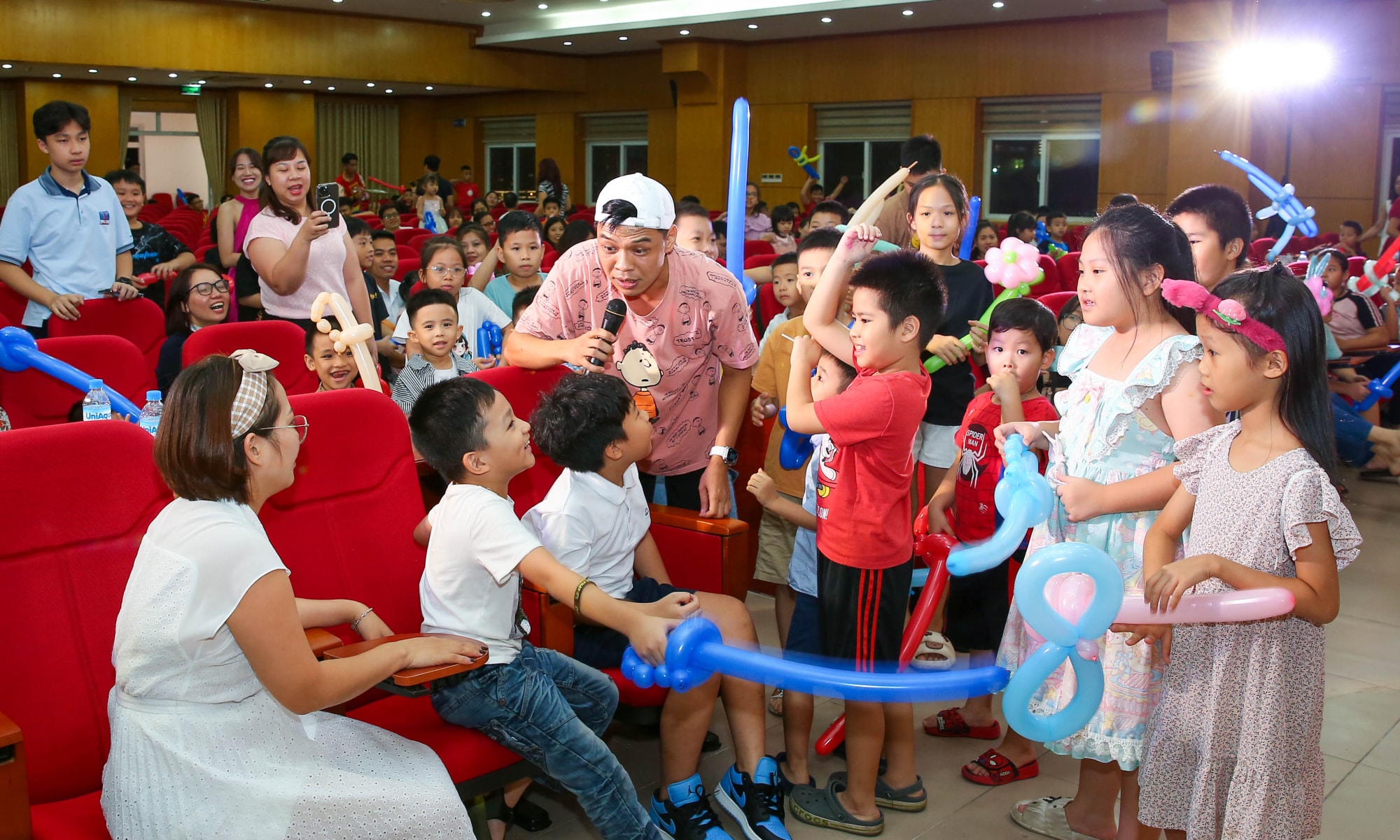 hoi nha bao viet nam to chuc chuong trinh vui trung thu dem hoi trang ram hinh 11
