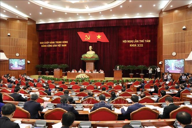 tong bi thu nguyen phu trong hoi nghi trung uong 8 khoa xiii xem xet quyet dinh nhieu van de trong dai hinh 4