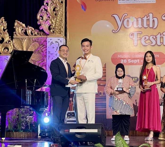 nghe si viet doat giai vang tai lien hoan nghe thuat chau a  thai binh duong hinh 1