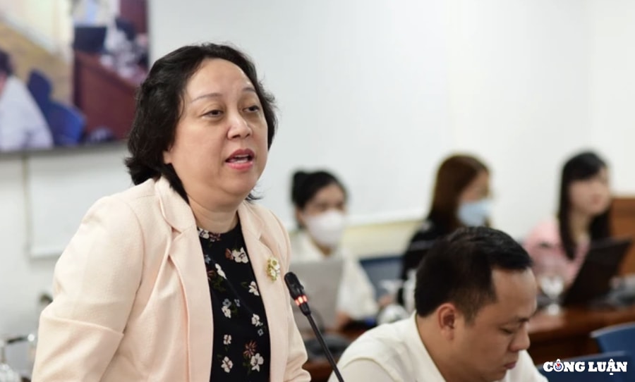 tre tu vong nghi do an banh su kem nhin ra khoang trong ve quan ly thuc pham tu thien hinh 1