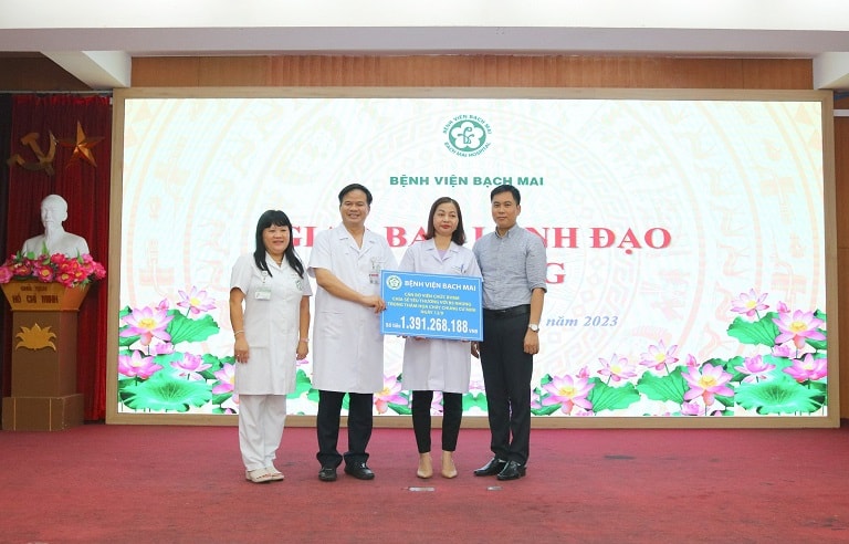 con 2 nan nhan vu chay tai khuong dinh thanh xuan van chua the xuat vien hinh 1