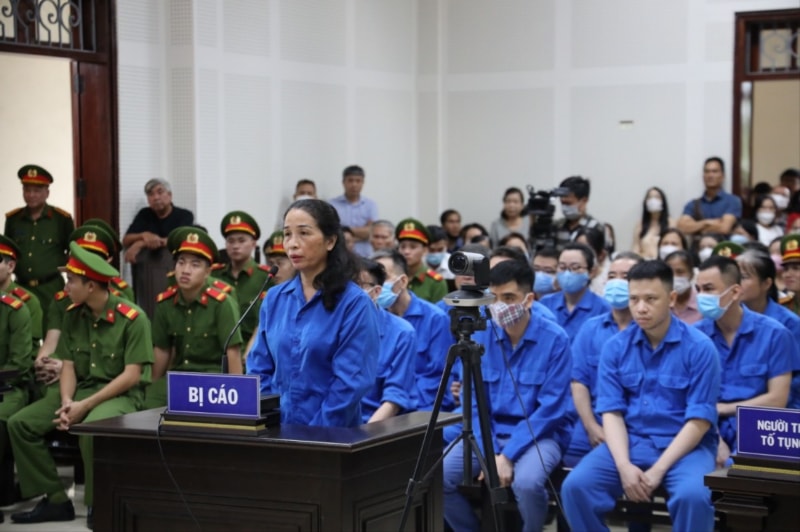 bi xac dinh 2 toi danh cuu giam doc so gddt quang ninh nhan muc an 15 nam tu hinh 1