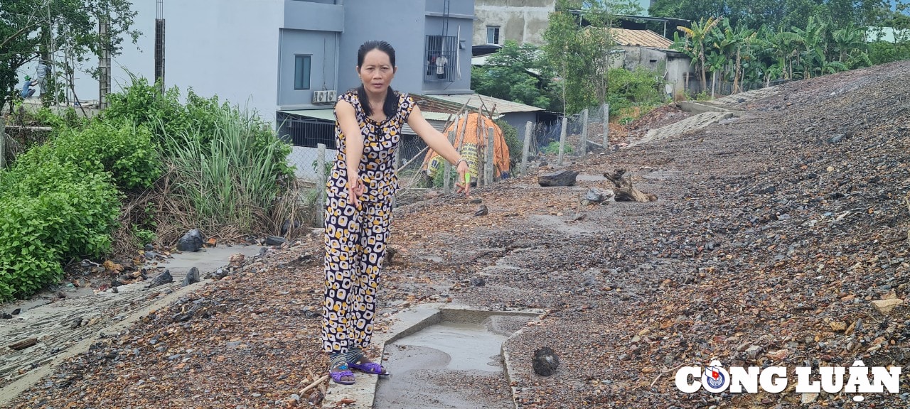 bun dat da tu cum cong nghiep cam le do vao nha dan ai chiu trach nhiem hinh 4