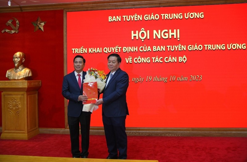 ong nguyen cong dung duoc bo nhiem lam tong bien tap bao dien tu dang cong san viet nam hinh 1