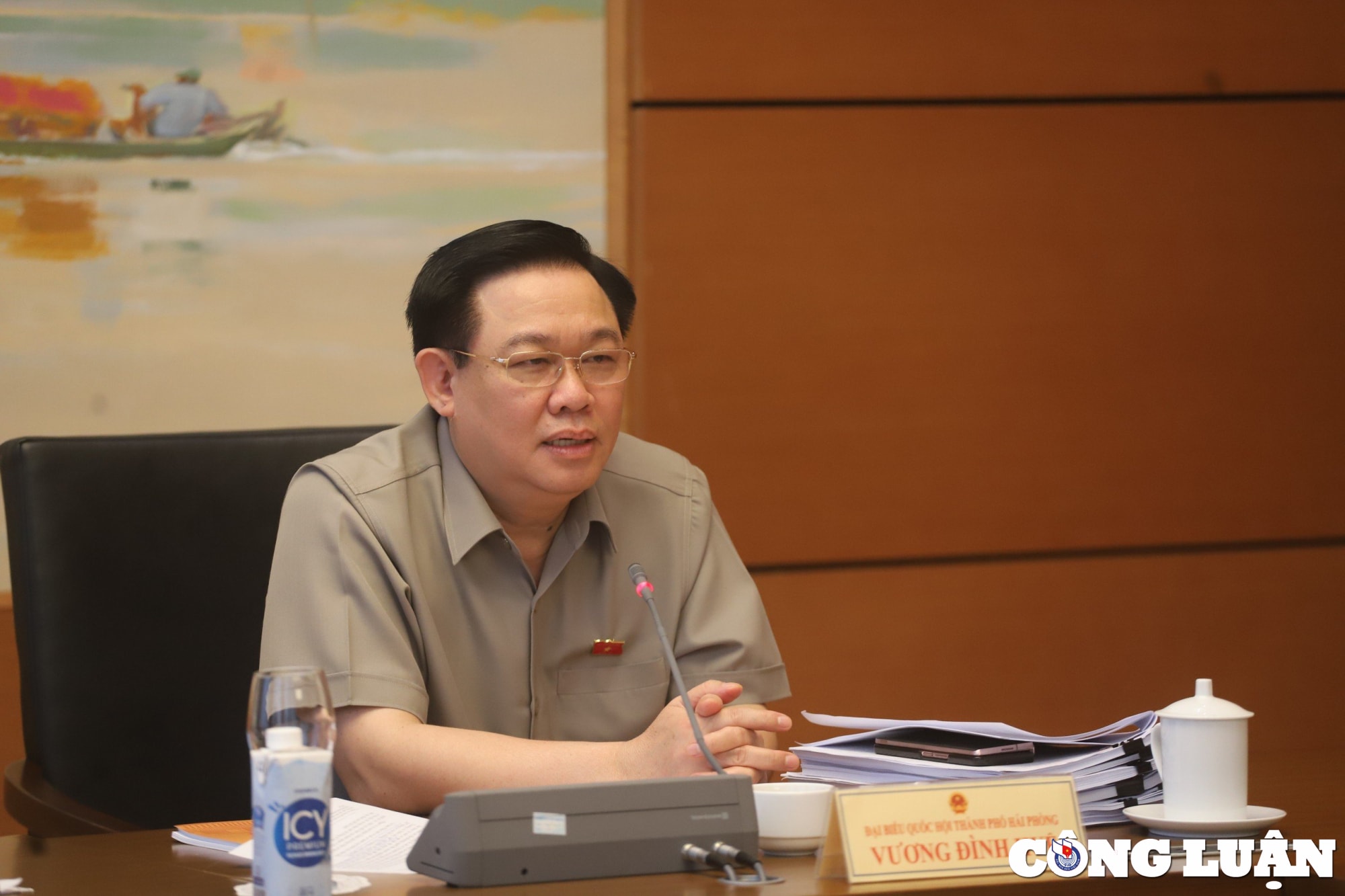 chu tich quoc hoi so sai khong lam duoc vuong mac ma do loi cho he thong phap luat la khong dung hinh 1