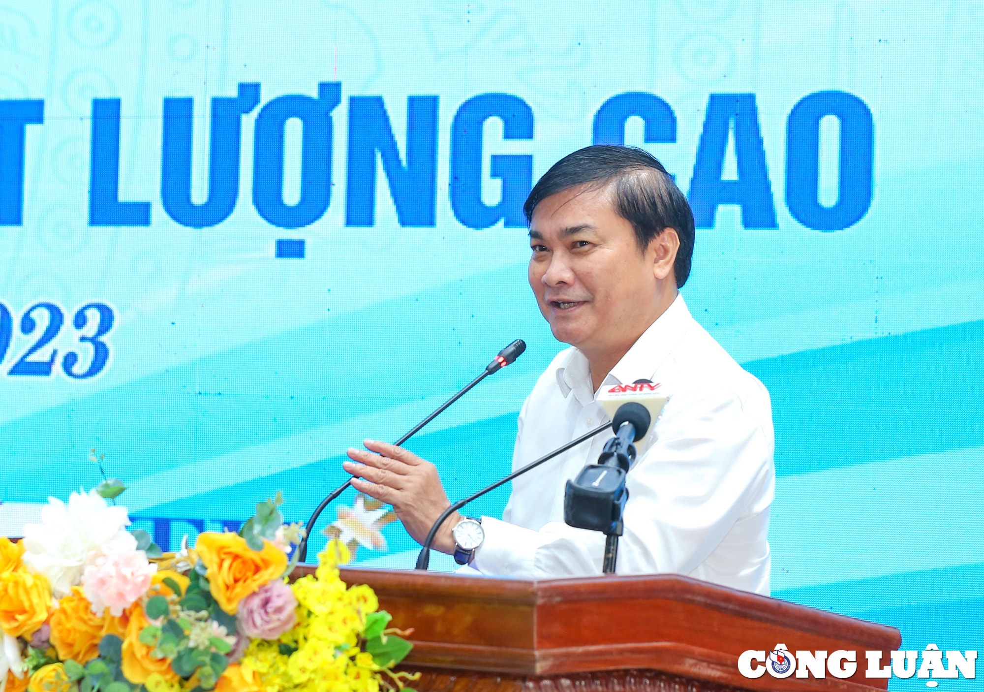 nang cao vi the giai bao chi quoc gia chu trong ho tro san pham bao chi chat luong cao hinh 11